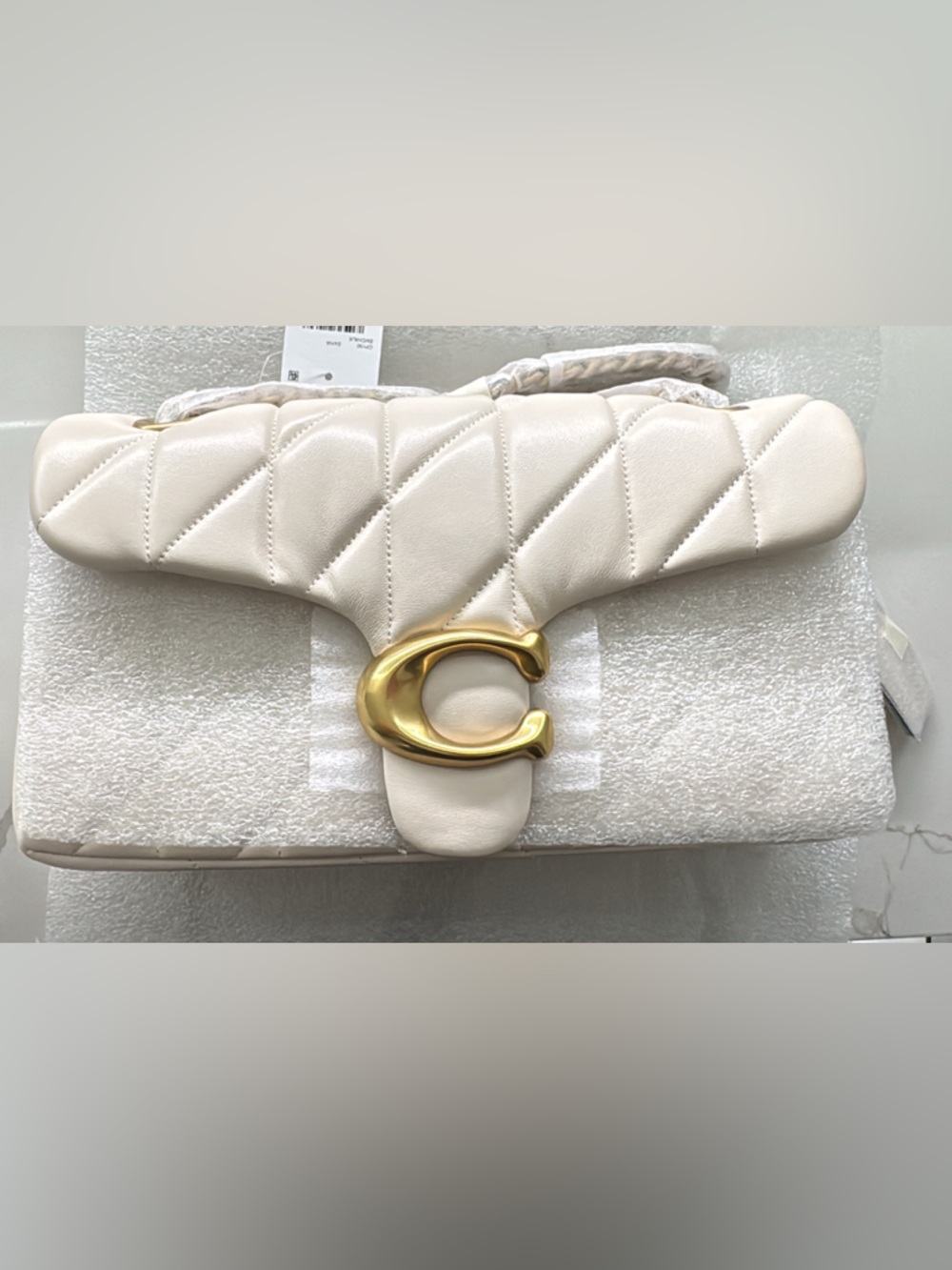 BRAND NEW - Coach Tabby Shoulder Bag 26 in Chalk with Gold Hardware - Picture 2 of 8